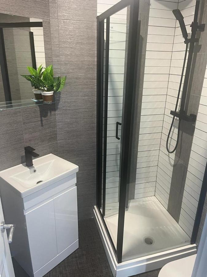 Hotel Rooms Манчестер Экстерьер фото